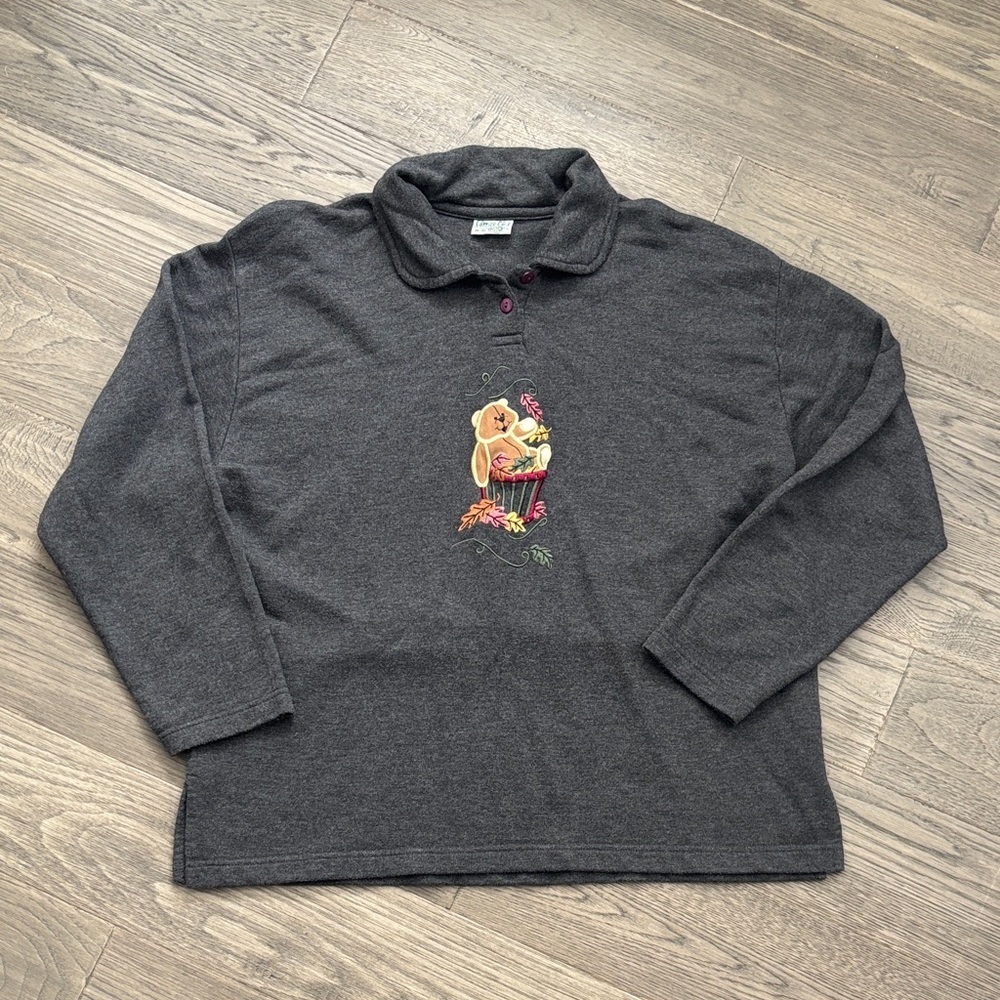 Cottage Cove | Vintage Grey Long Sleeve Polo Sweater with Bear Embroidery Size M
